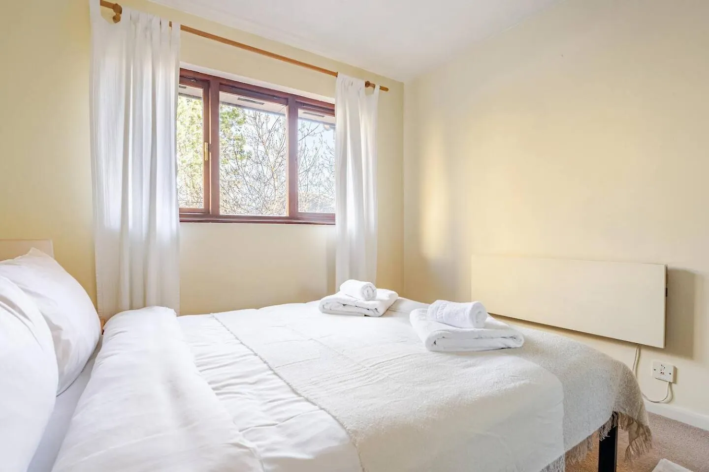 Stylish Apt In Canary Wharf - Perfect For Business London Apartman