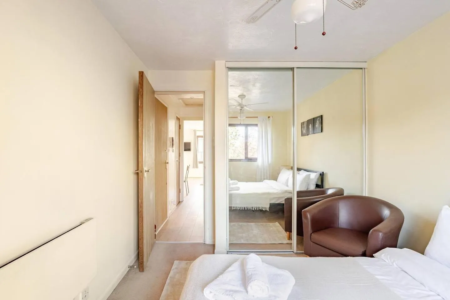 Stylish Apt In Canary Wharf - Perfect For Business London